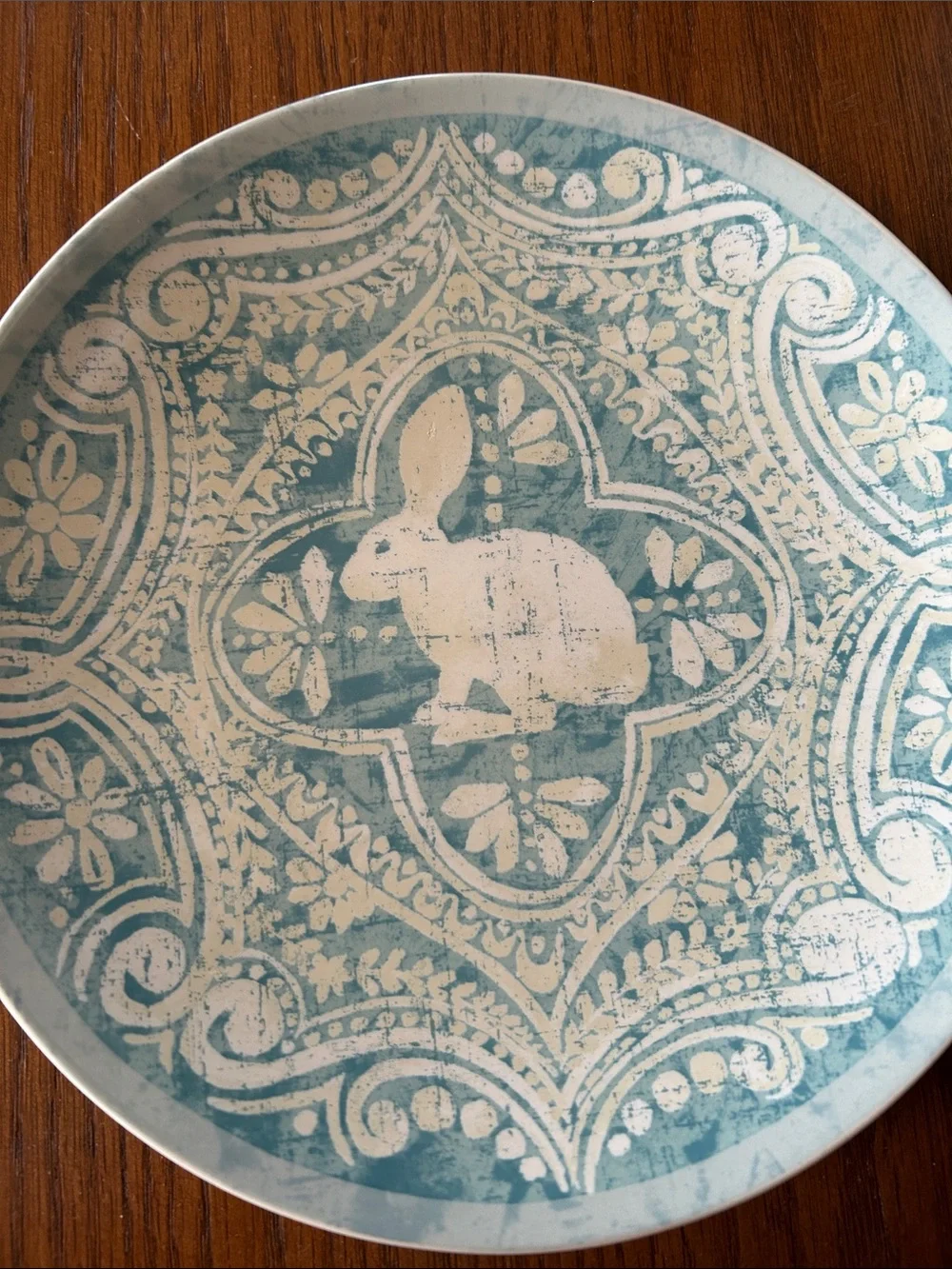 Pottery Barn GRAPHIC BUNNY Salad Plate RARE